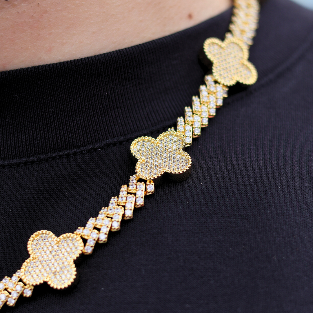Clover Iced Prong Cuban Chain (Gold) - 8mm