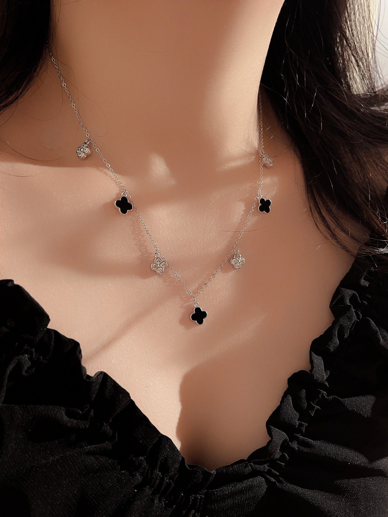 Collier pendentif trèfle en argent sterling 925 et onyx noir