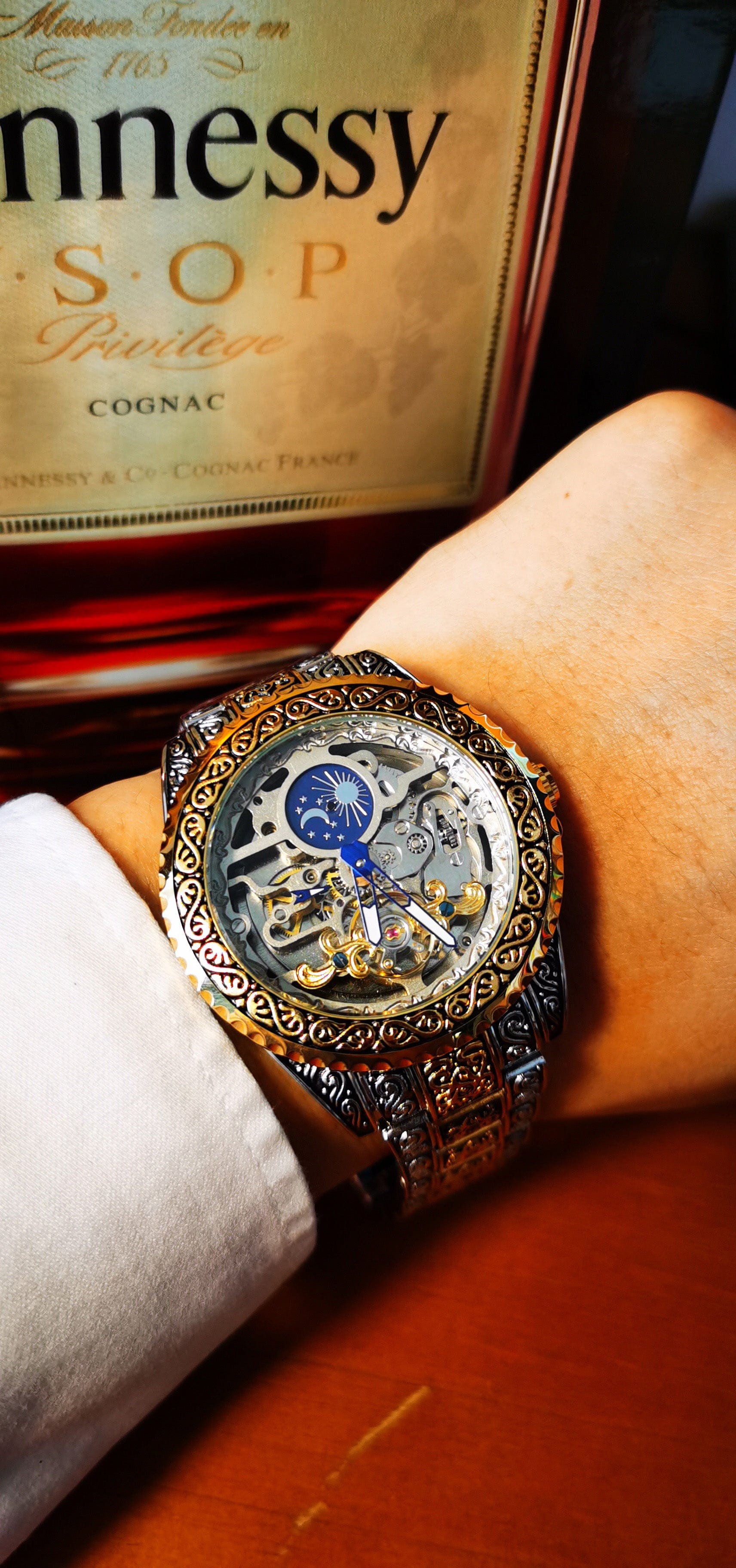 VVS Jewelry hip hop jewelry Gold Luminous Tourbillon Skeleton Mechanical Watch